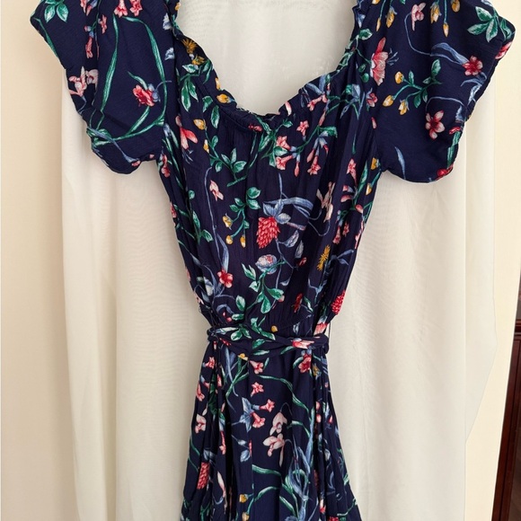 Excellent Condition Slate & Willow Navy Floral Mini Dress Size Medium - Picture 6 of 7